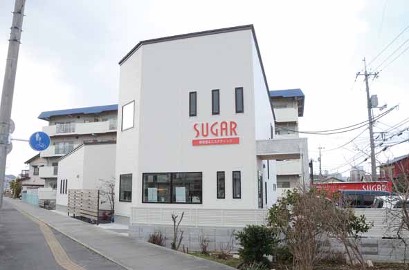 炭酸ガスパック+眉カット