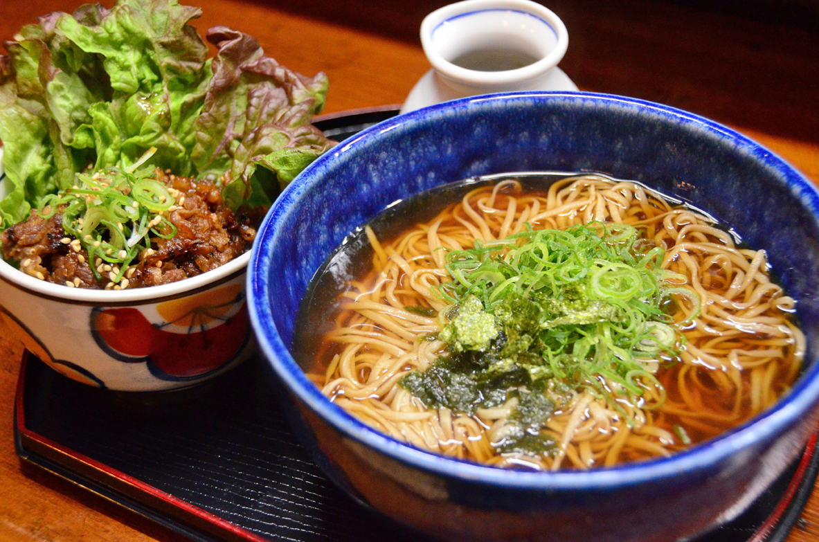 【米子市】＜温泉蕎麦処 丈―take―＞甘口のつゆで気軽にいただく極細蕎麦