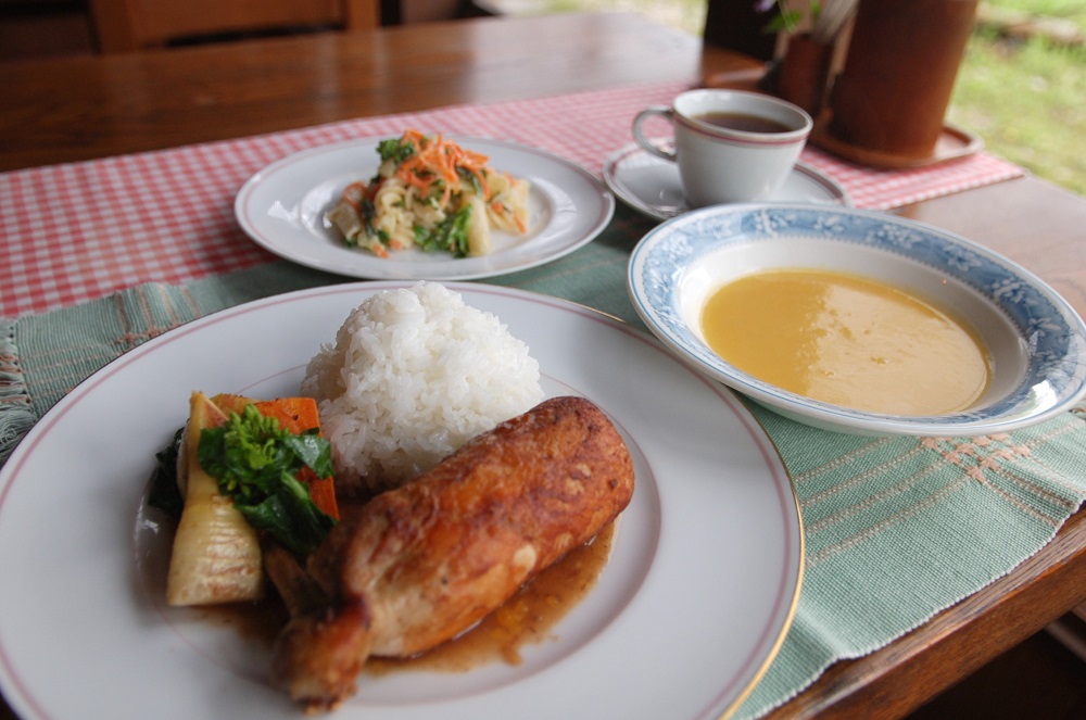【邑南町】＜レストラン おちらと＞旬の恵みをゆっくり召し上がれ　