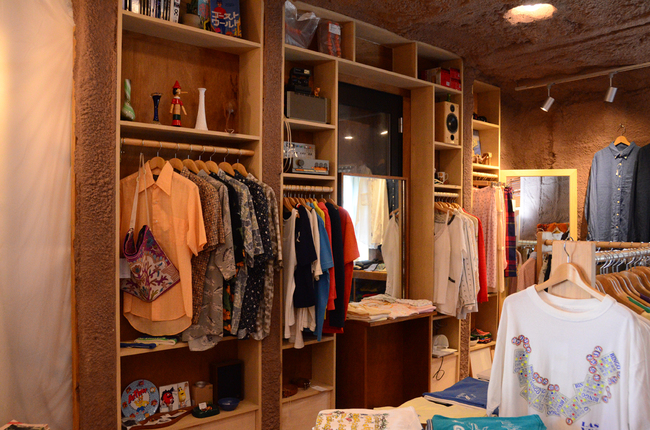 STORE店内2