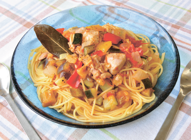 R0806_レッツエンジョイクッキング_夏の鶏肉ラタトゥイユパスタ -06