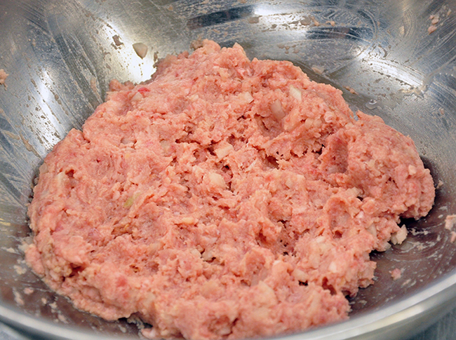 R_12月24日号6面クッキング・和風ミートローフ写真1 DSC_0364