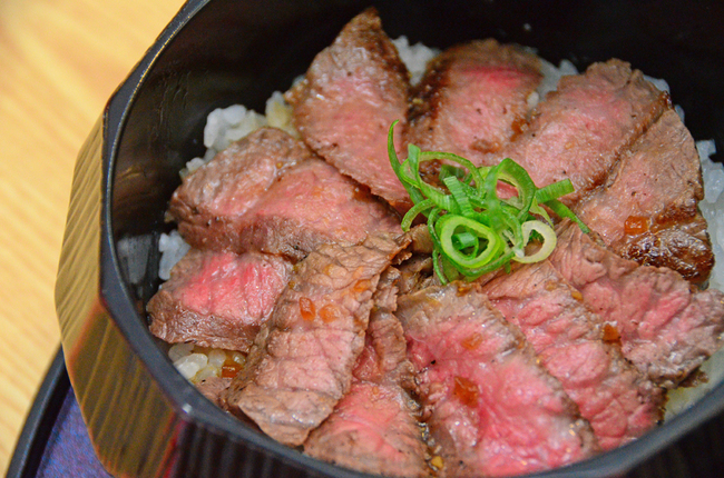 しまね和牛肉まぶしアップ