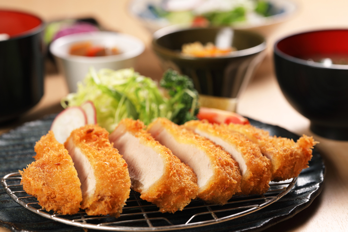 Rとんかつ定食　1800円（税込）