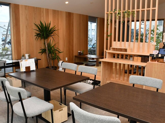 Chomeテーブル席