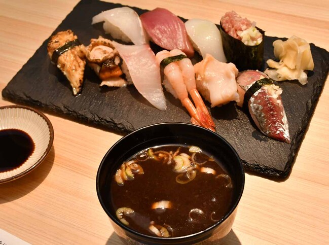 寿司なかよし・赤だし