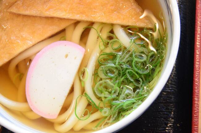 里のうどんうどんアップ