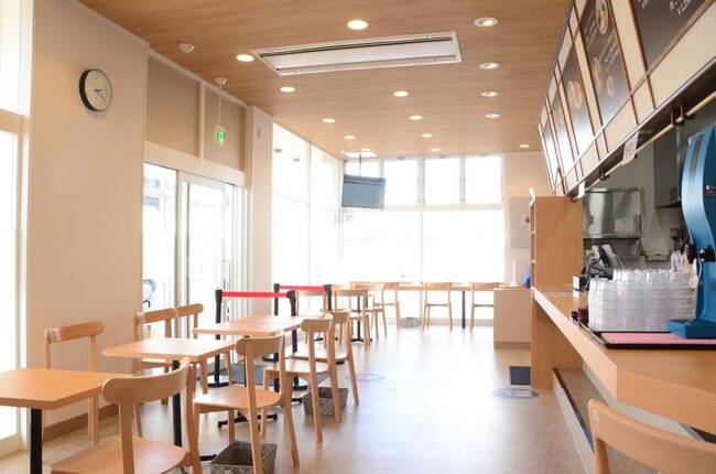 里のうどん店内2