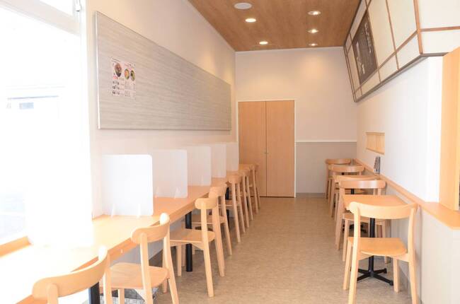 里のうどん店内3
