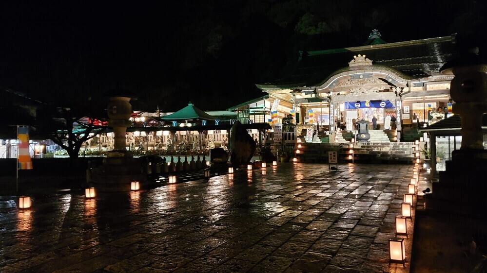 新しい年の無事と健康を、静かに祈るひととき～修正会