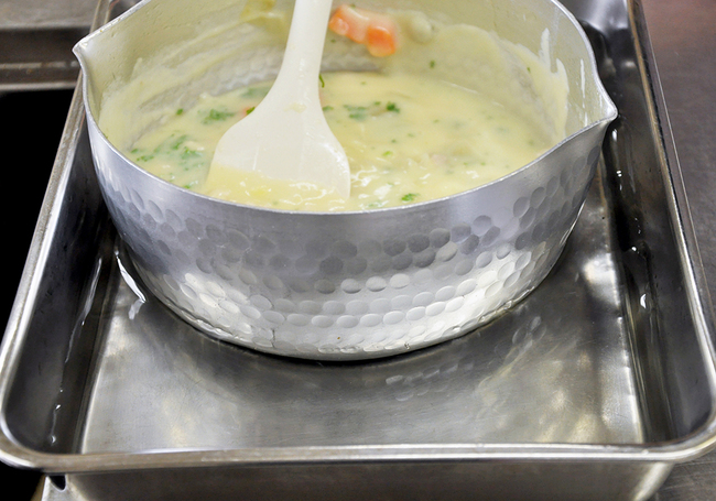 0109_チキンクリームホットパイ写真2