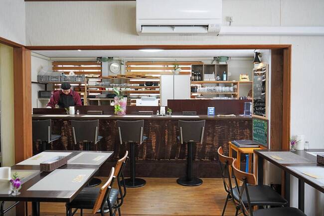 キッチンパレット店内1