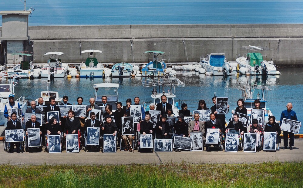 桑原史成写真展「水俣病公式確認７０年の歩み」