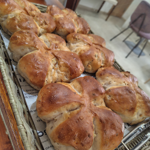 Rくるみブレッド