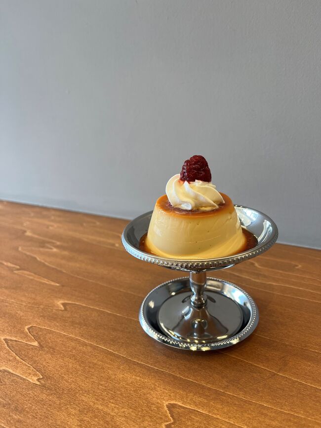 【喫茶 easy flow】レトロおしゃれな手作り ” プリン ” 引換券（平日限定）を8名様にプレゼント！