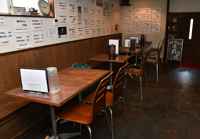 京武うどん・店内