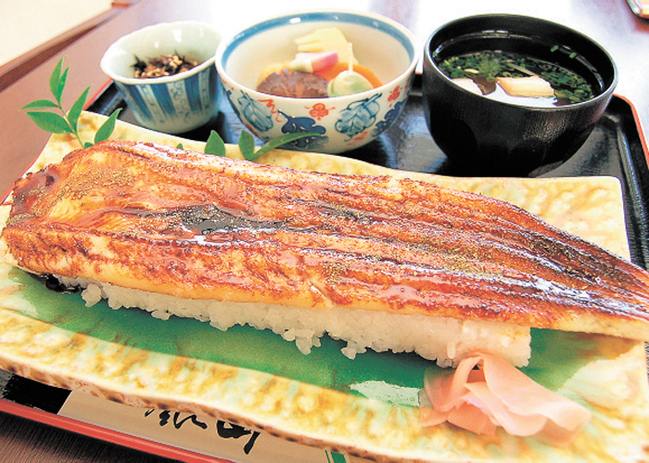 Rロード銀山穴子寿司定食