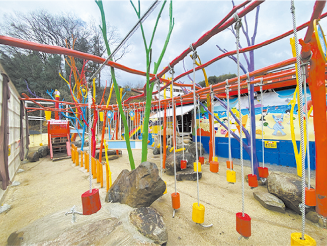 春の雲南を歩こう-巨大迷路ドラゴンメイズ1