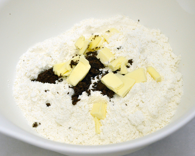 0422_バター入れる