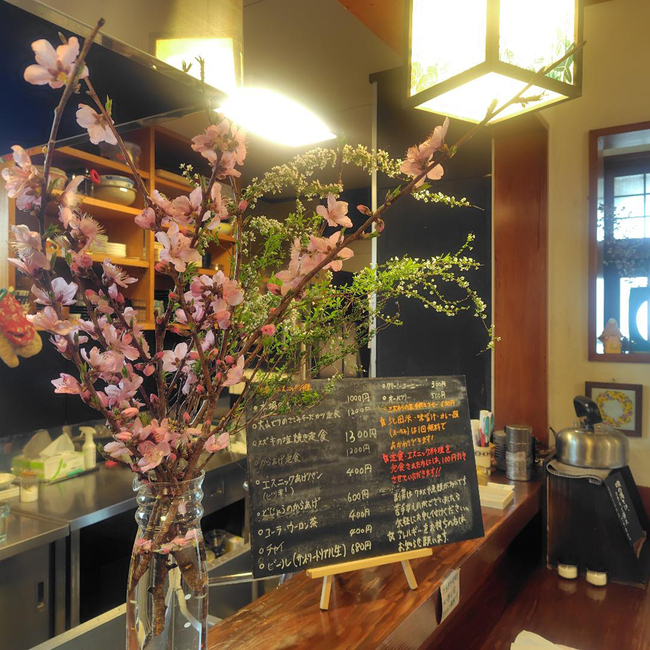 ☆のぼにた食堂・内観１