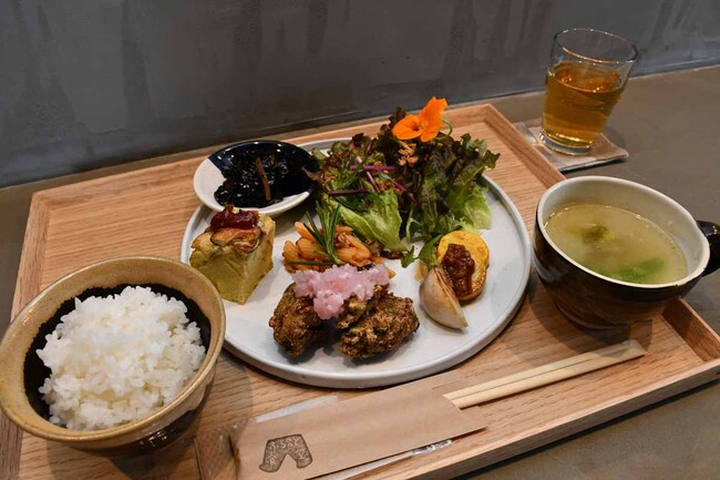 ふらっと食堂