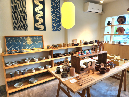 ushiYUTTE店内