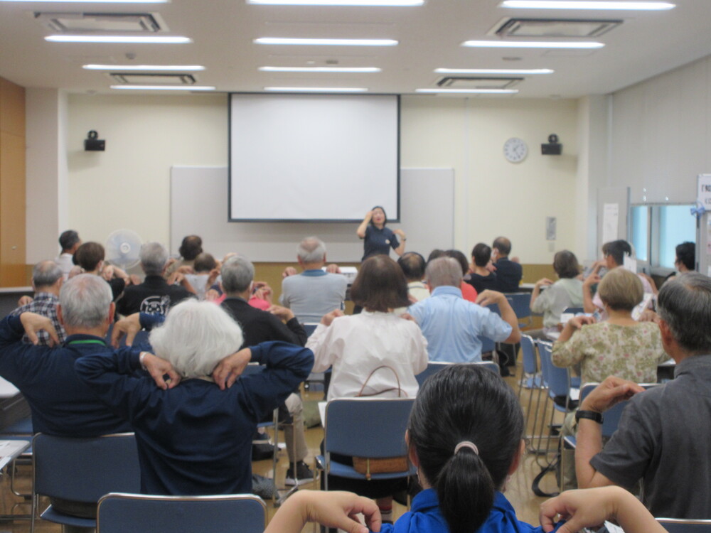 くにびき学園西部校公開講座「“人生１００年時代”生きがいやりがい活動見本市」