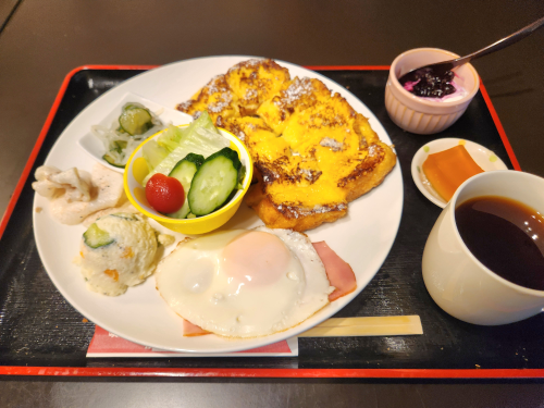フレンチトーストセボン
