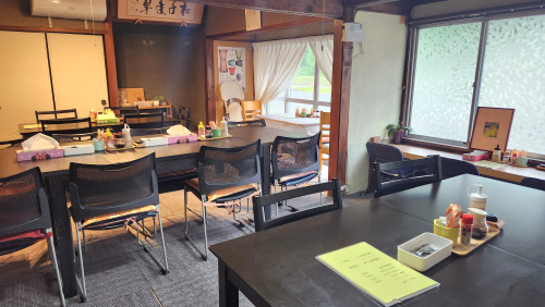 店内セボン