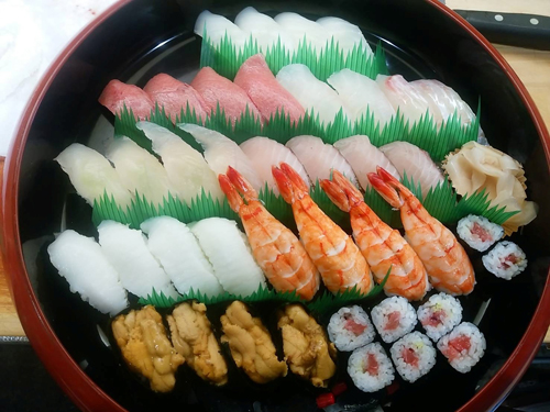 Rすし