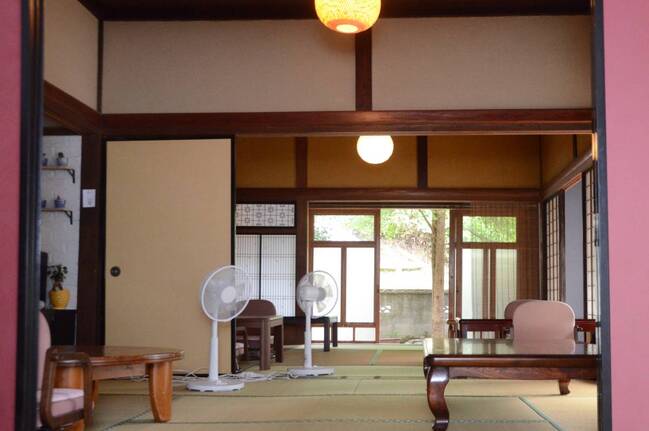 蒼月庵店内たたみ
