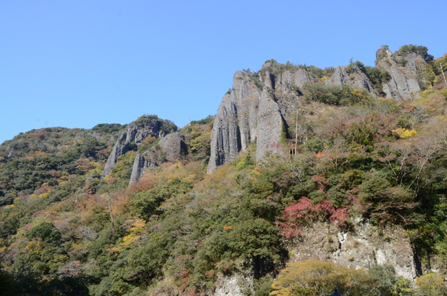 R立久恵峡(出雲市乙立町/黒沢悠太撮影)20221109
